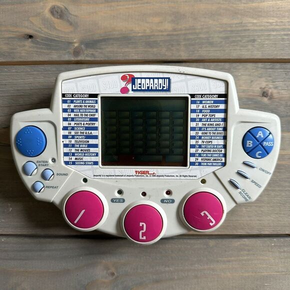 Vintage Jeopardy Handheld Game 1200 Answers & Questions 60‎ Categories - Picture 1 of 8